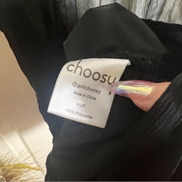 choosy black low top scrunched dress size medium - Picture 2 of 5